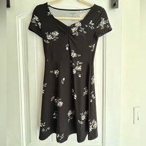 Short sleeve Simple Black Floral Dress